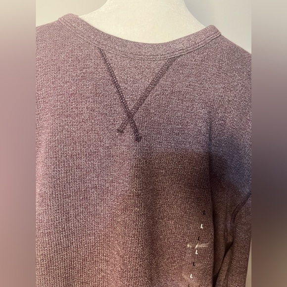 NWT Mens Burgundy Colored Knit Top Built for Comfort!! - Picture 3 of 9